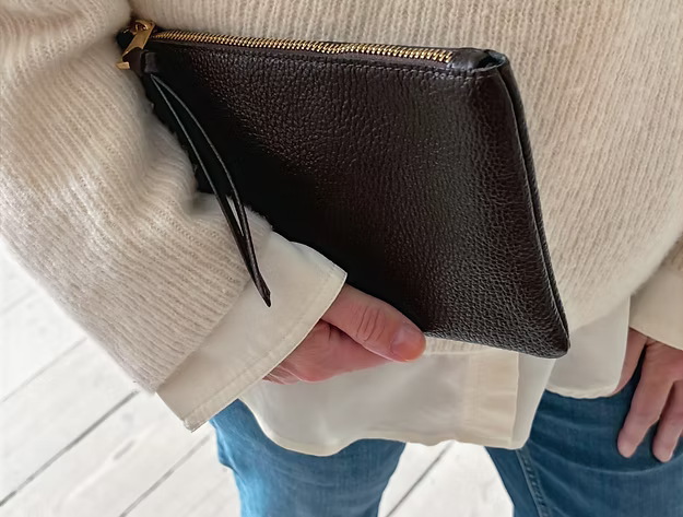 Infinito Karoline leather zip pouch cacao