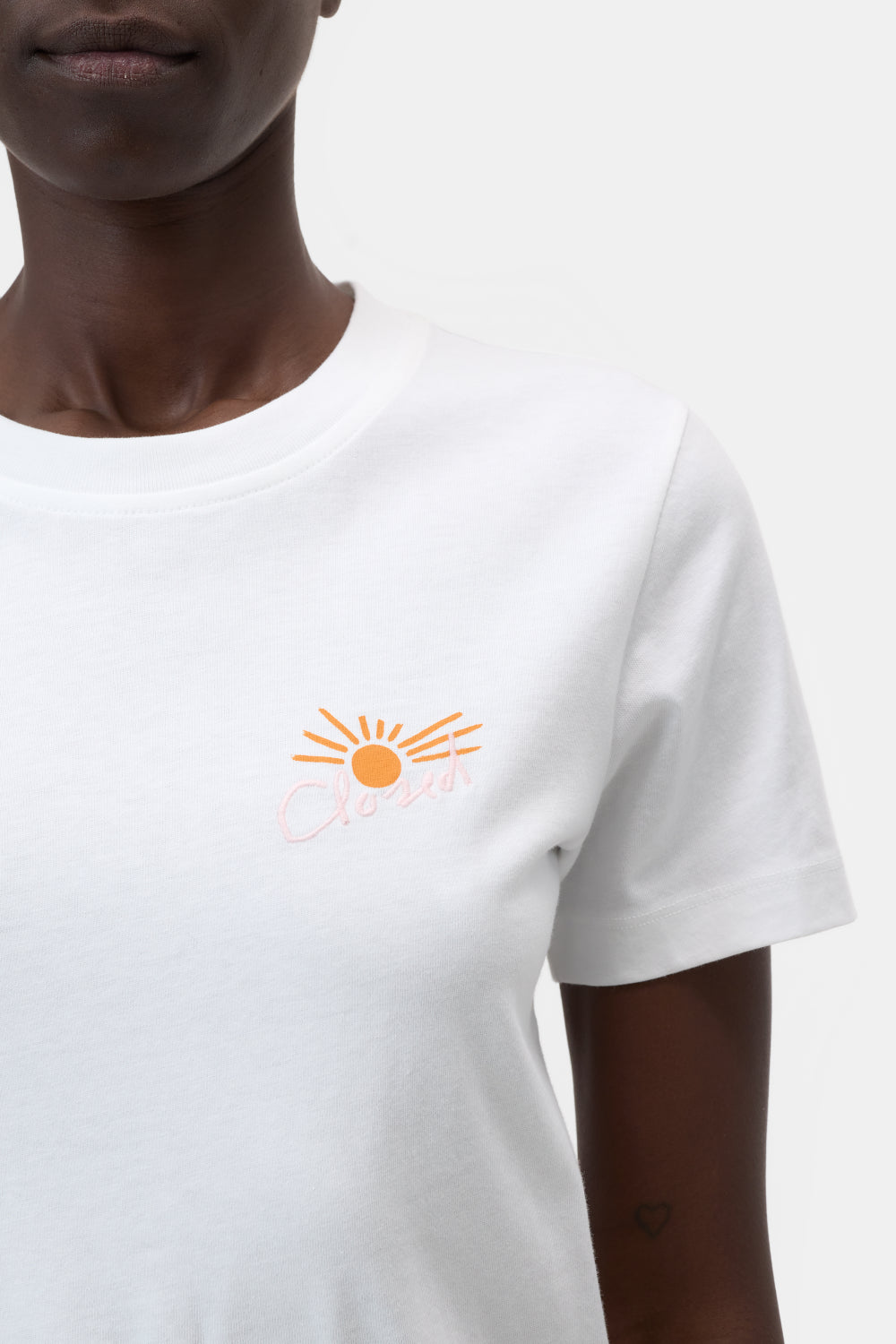 CLOSED BASIC T-SHIRT WHITE SUN