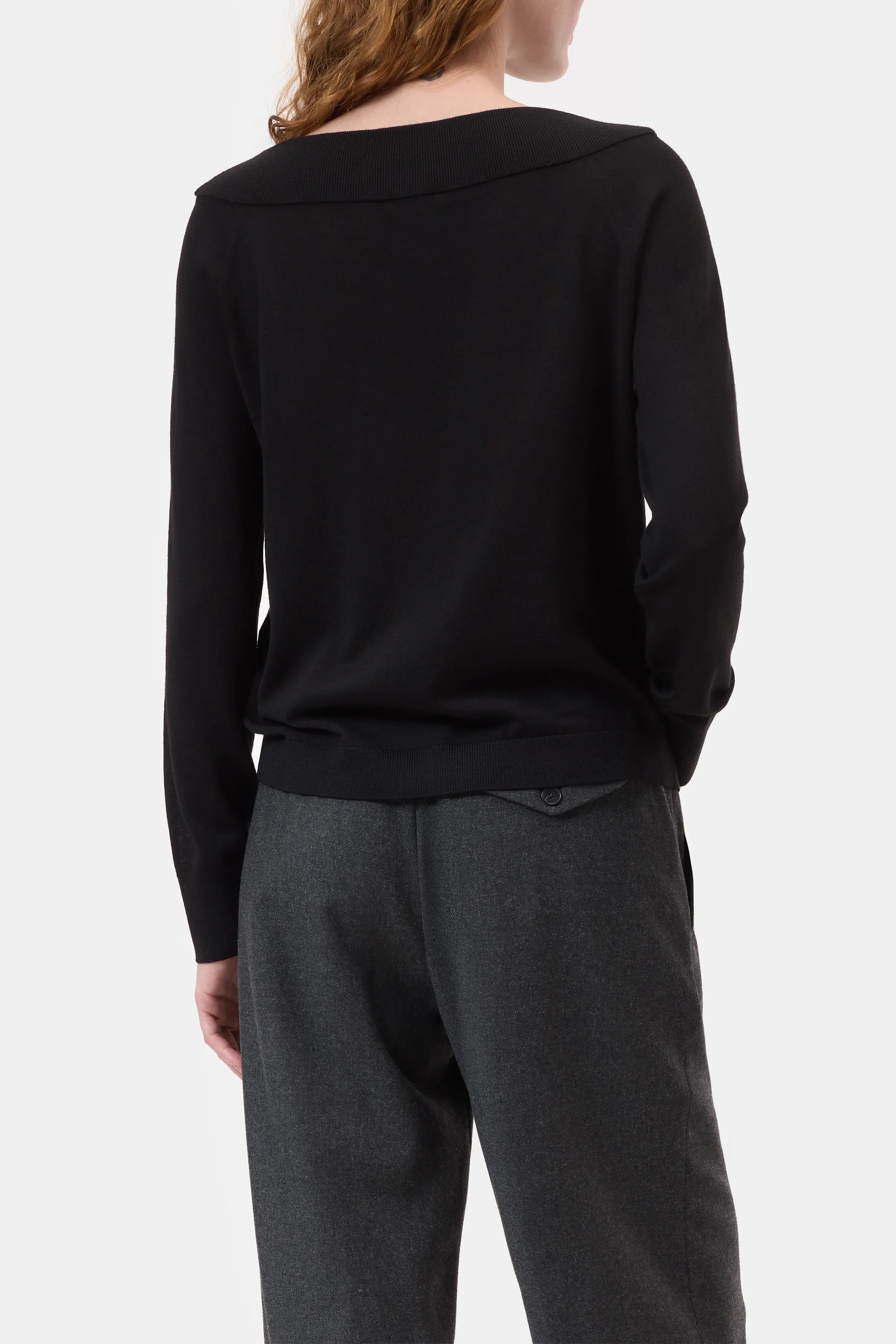 CLOSED WIDE NECK LONG SLEEVE BLACK