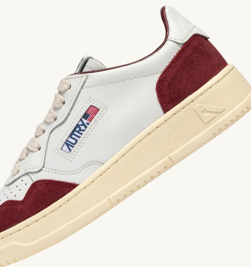 AUTRY MEDALIST LOW SNEAKER WHITE BORGOGNA