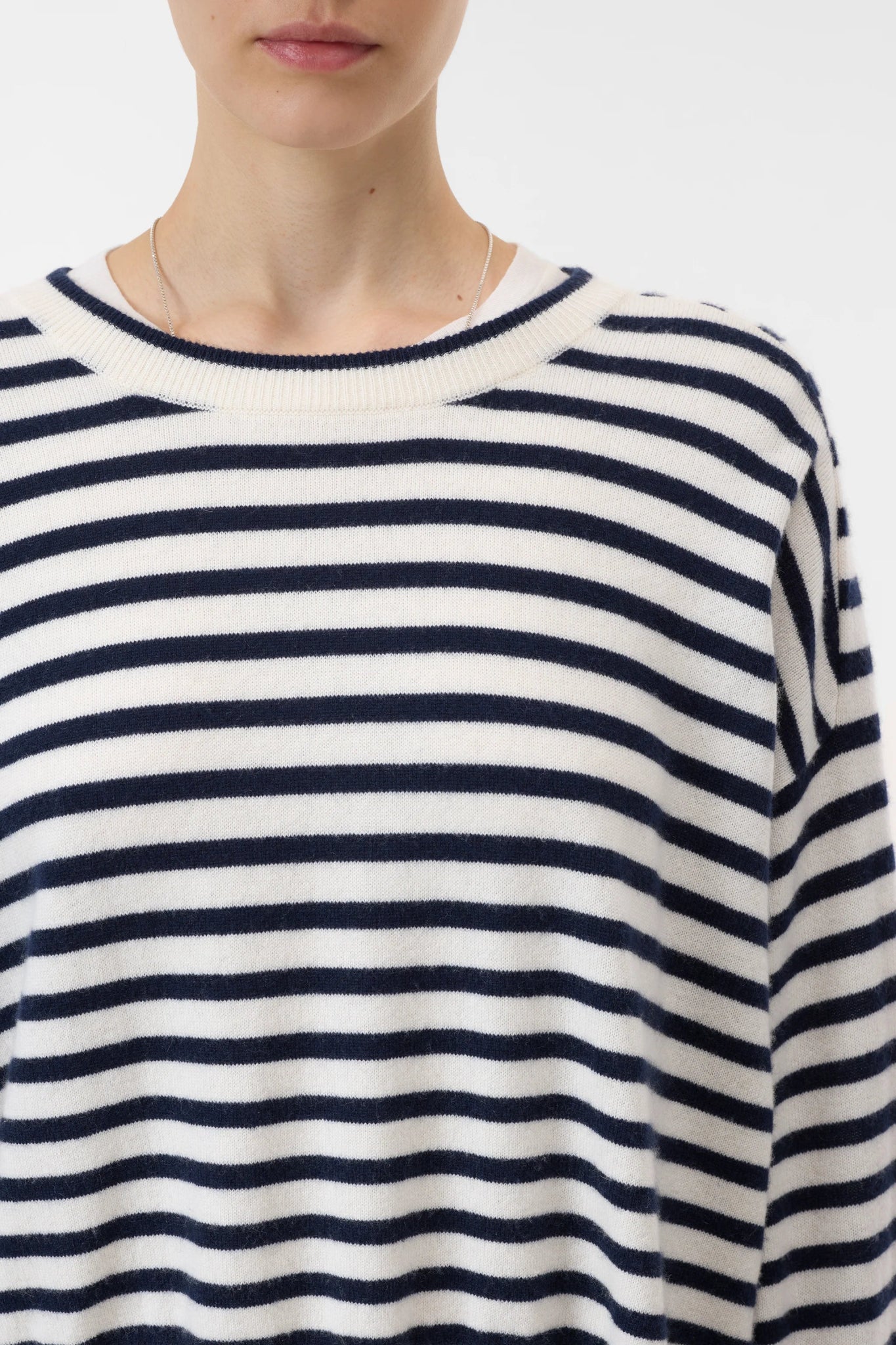 CLOSED CASHMERE STRIPED CREW NECK IVORY NAVY - Den Lille Ida - Closed