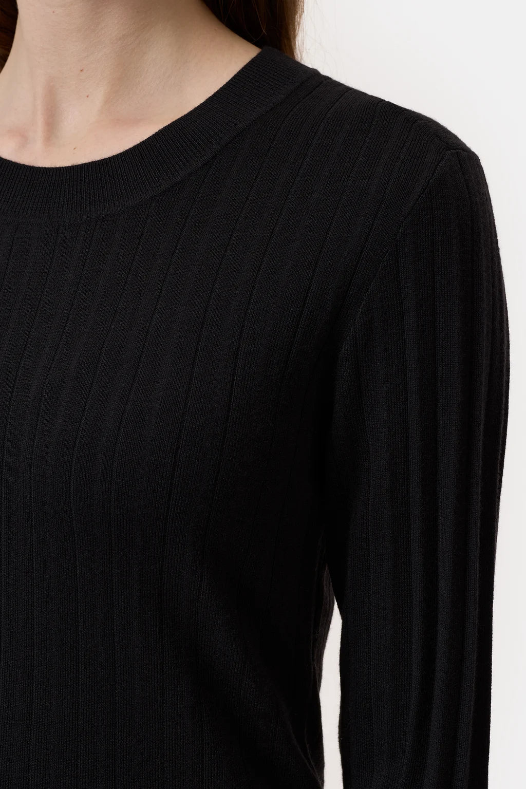 CLOSED CREW NECK IN WOOL - SILK BLEND FADED GREEN - Den Lille Ida - Closed