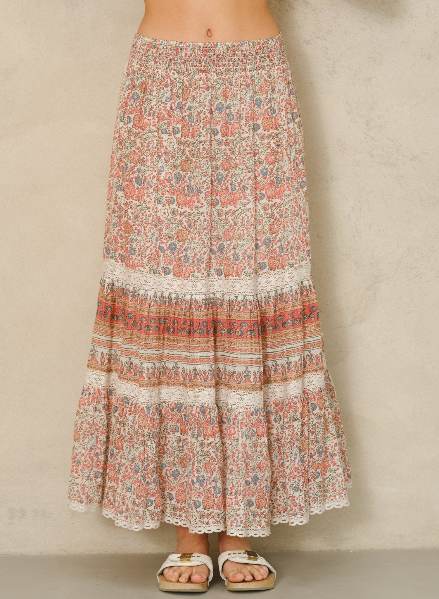 M.A.B.E. Cass Print Maxi Skirt Coral - Den Lille Ida - M.A.B.E