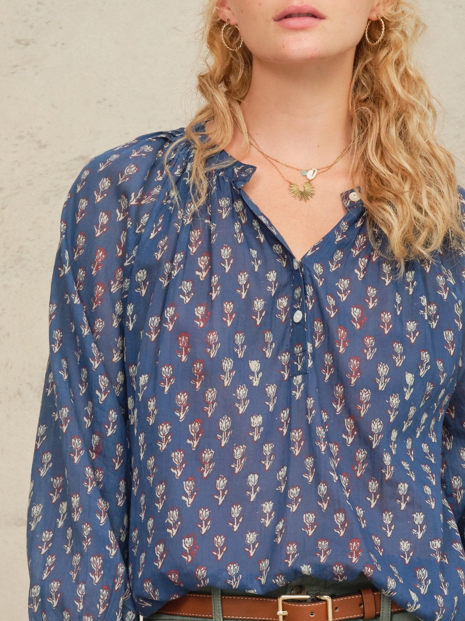 M.A.B.E Ari Print Gathered Top Indigo - Den Lille Ida - M.A.B.E