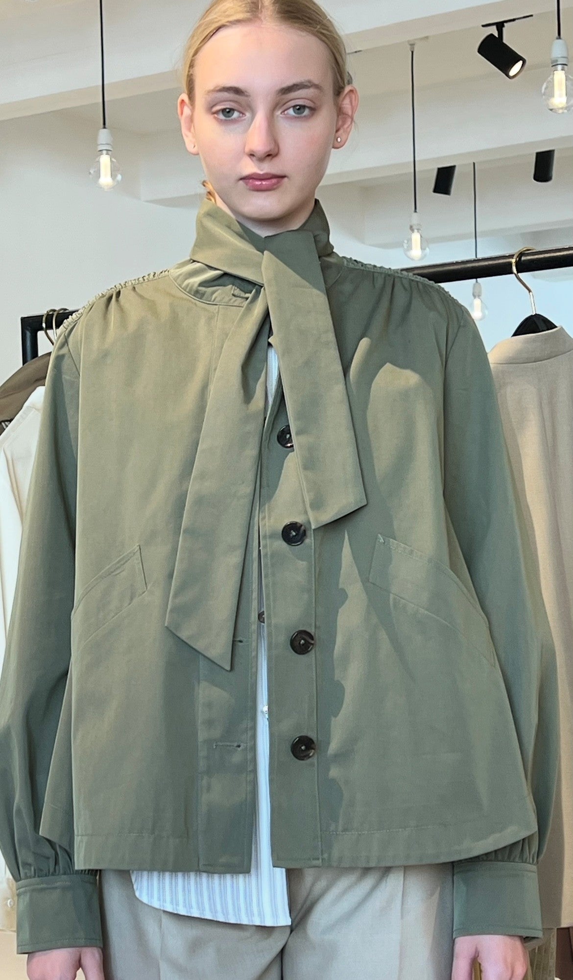 forte_forte rainproof short jacket