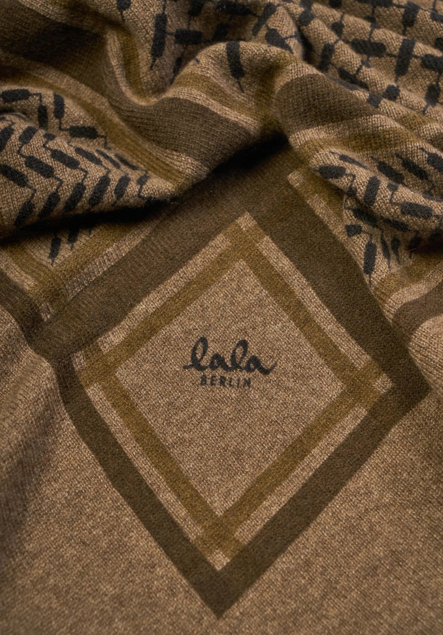 Lala Berlin Triangle Trinity Brown M - Den Lille Ida - Lala Berlin