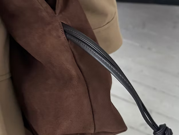 Infinito Camilla large Suede Mocha