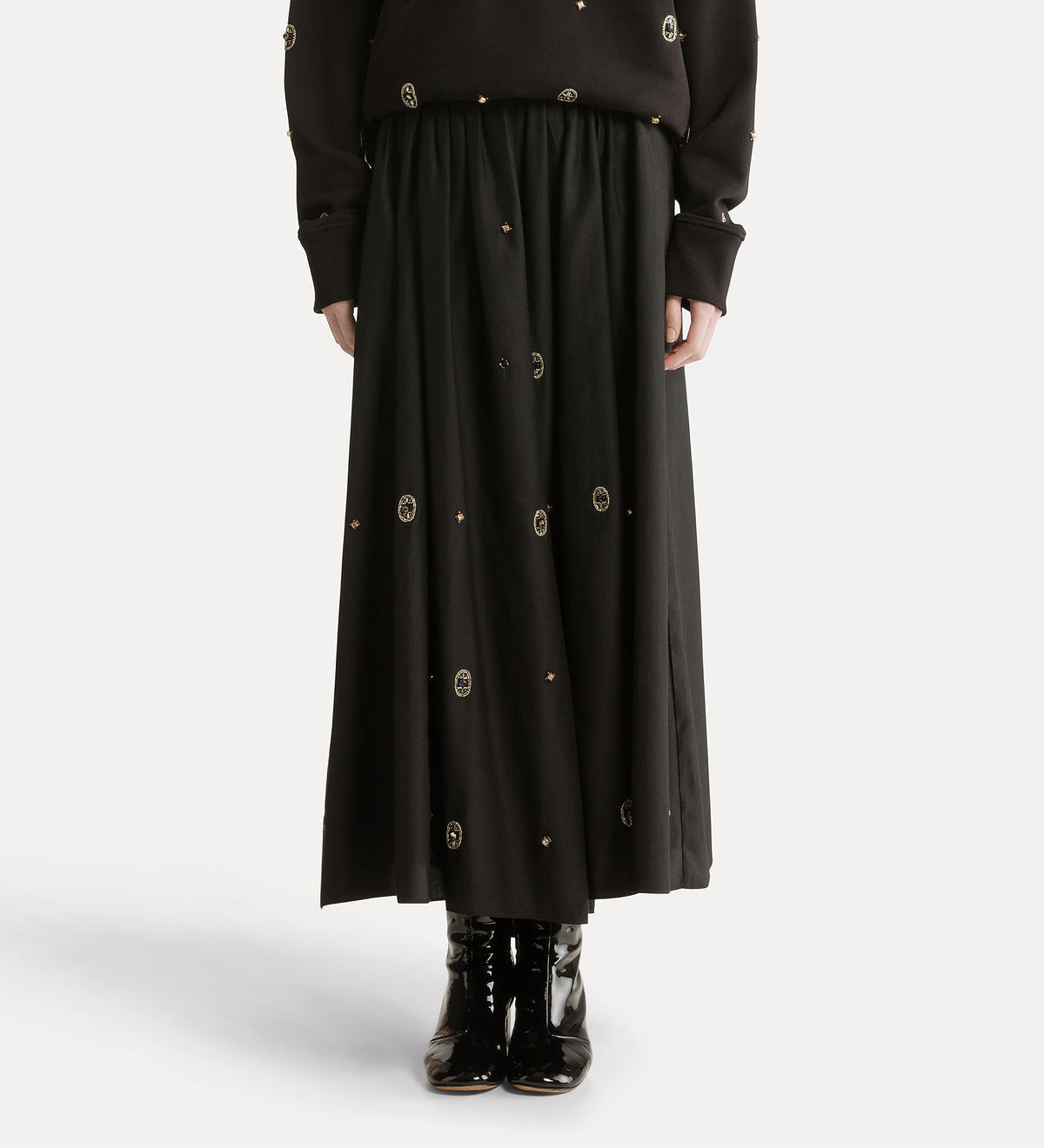 forte_forte full twill skirt with “le club” embroidery nero