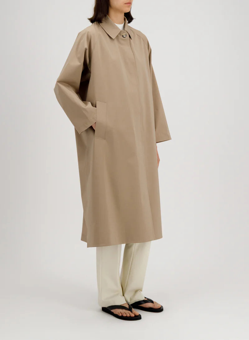 Harris Wharf Raglan Light Technic Tan