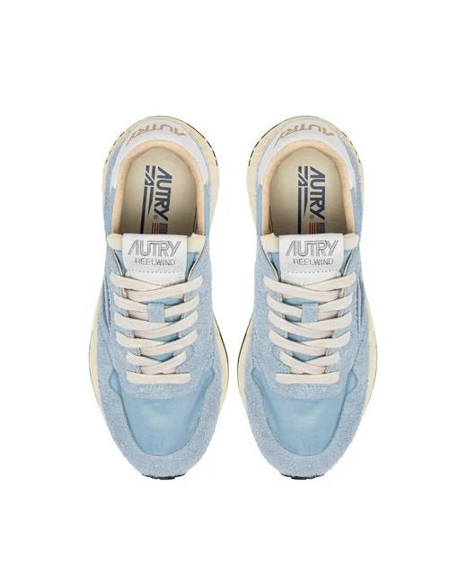 AUTRY REELWIND LOW SNEAKERS IN CELBLUE AND WHITE CRACKED LEATHER AND NYLON - Den Lille Ida - Autry