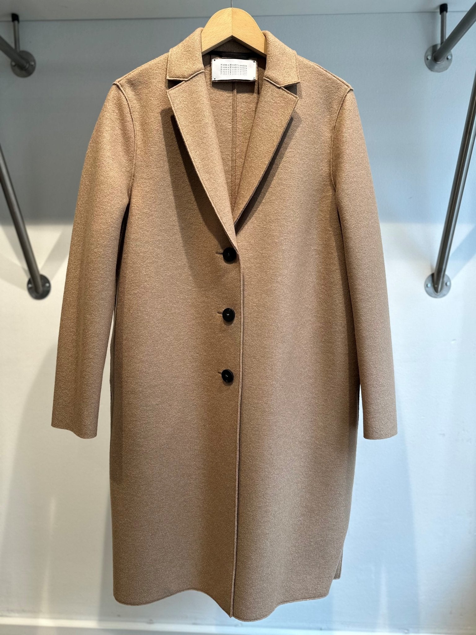 Harris Wharf Overcoat Pressed Wool Tan - Den Lille Ida - Harris Wharf